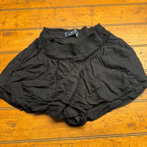 Hollister Pants - Hollister Black Smocked Ultra High Rise Skirty Shorts Size S